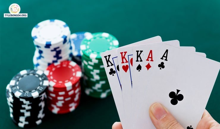 Chia sẻ mẹo đoán bài Poker chiến thắng đối thủ cực dễ dàng 2 đoán bài poker 01