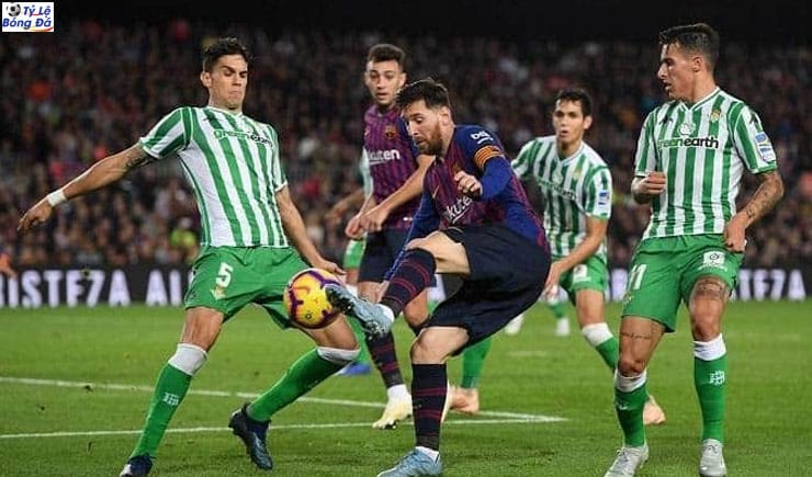 Soi kèo tỷ số bóng đá trận Real Betis vs Barcelona