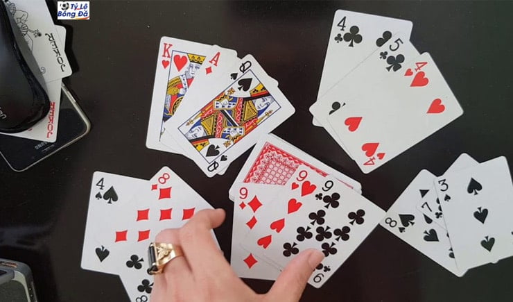 Cùng các chuyên gia W88 tìm hiểu cách chơi liêng bịp 2 hướng dẫn cách chơi bài liêng bịp